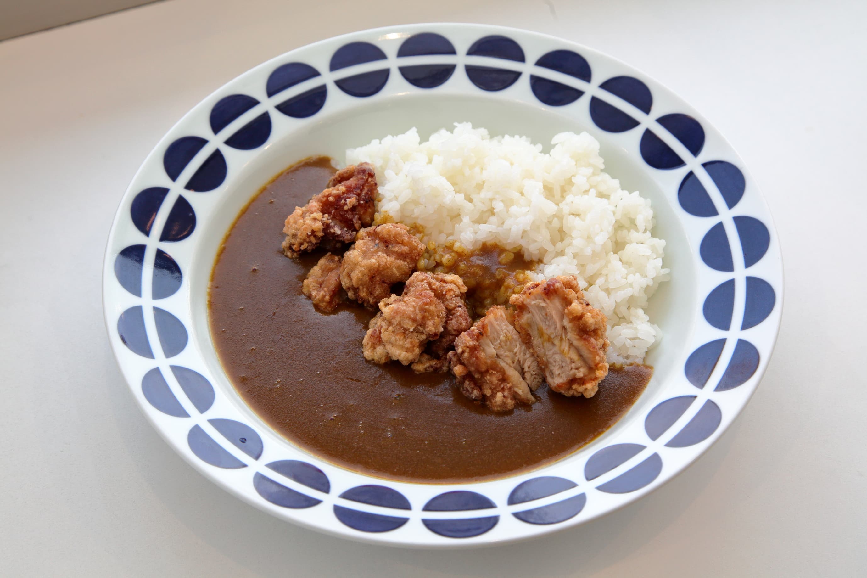 画像 八潮PA おすすめメニュー 唐揚げカレー