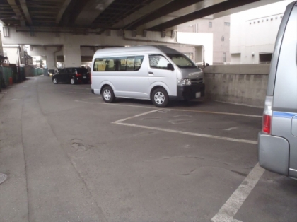 芝園橋駐車場