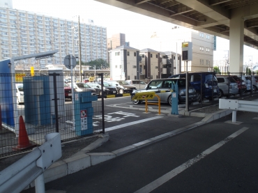 磯子駅前第ニ駐車場（時間貸）