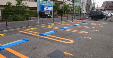 東金町１丁目駐車場