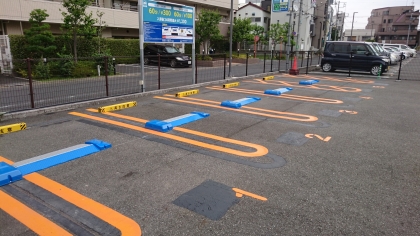 東金町１丁目駐車場